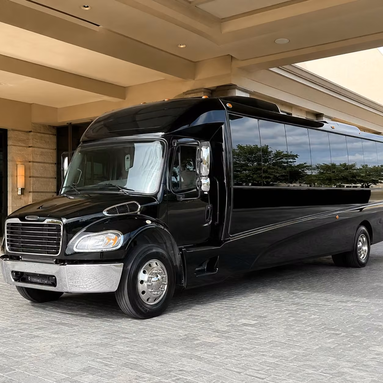 25 passenger minibus