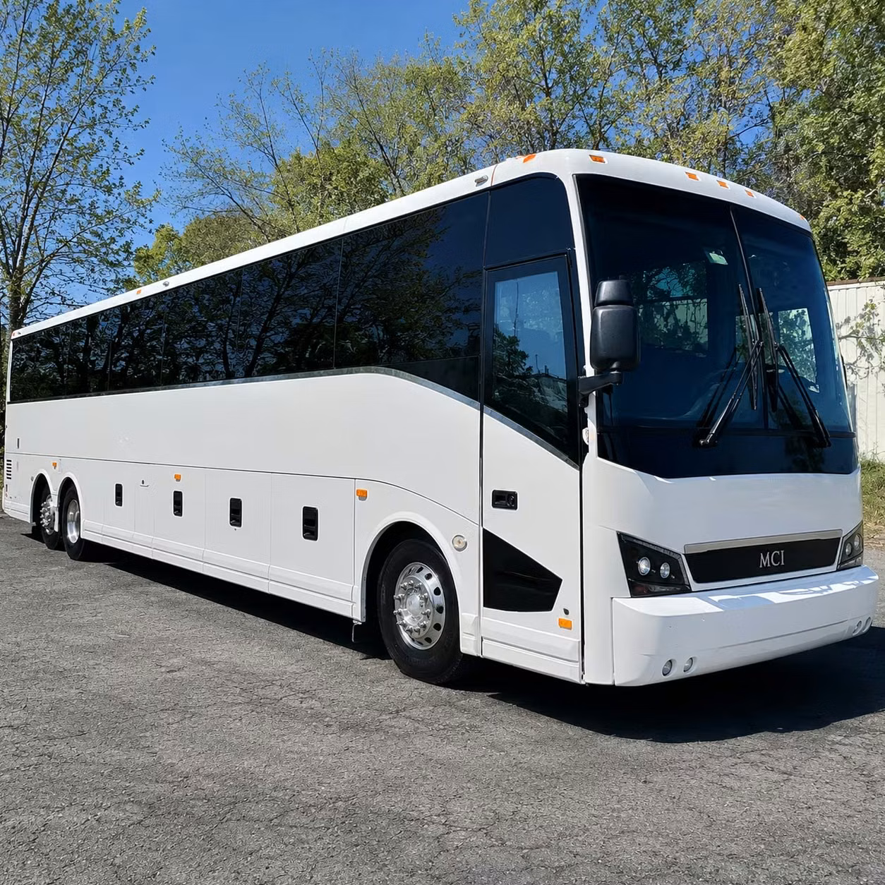 akron long distance bus rentals