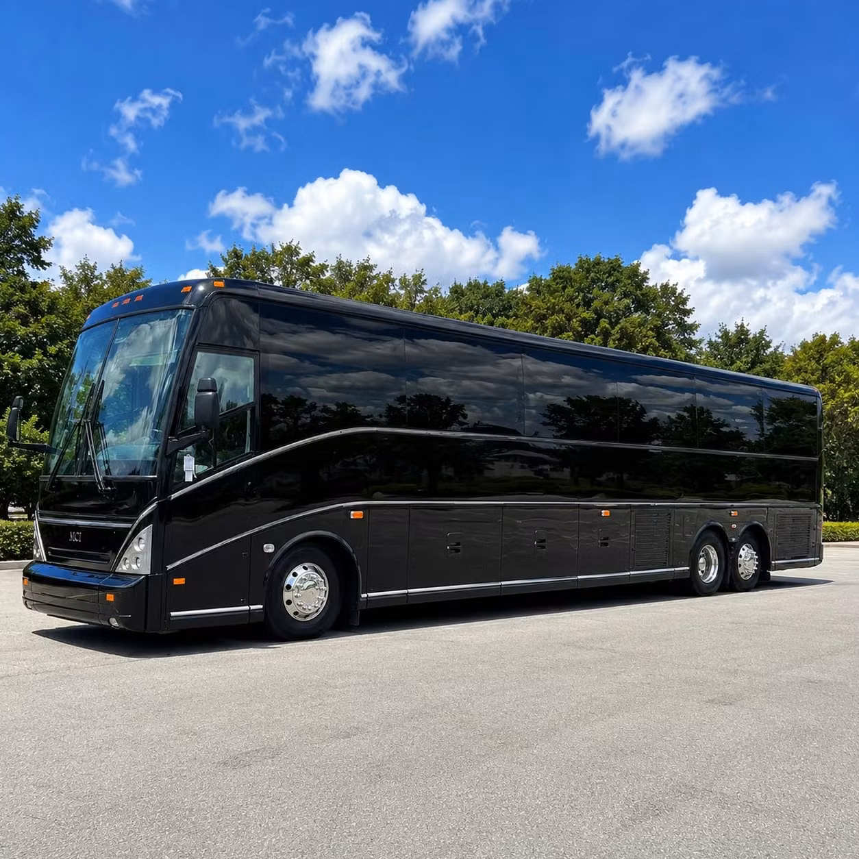 akron wedding guest shuttles that keep your big day running smoothly