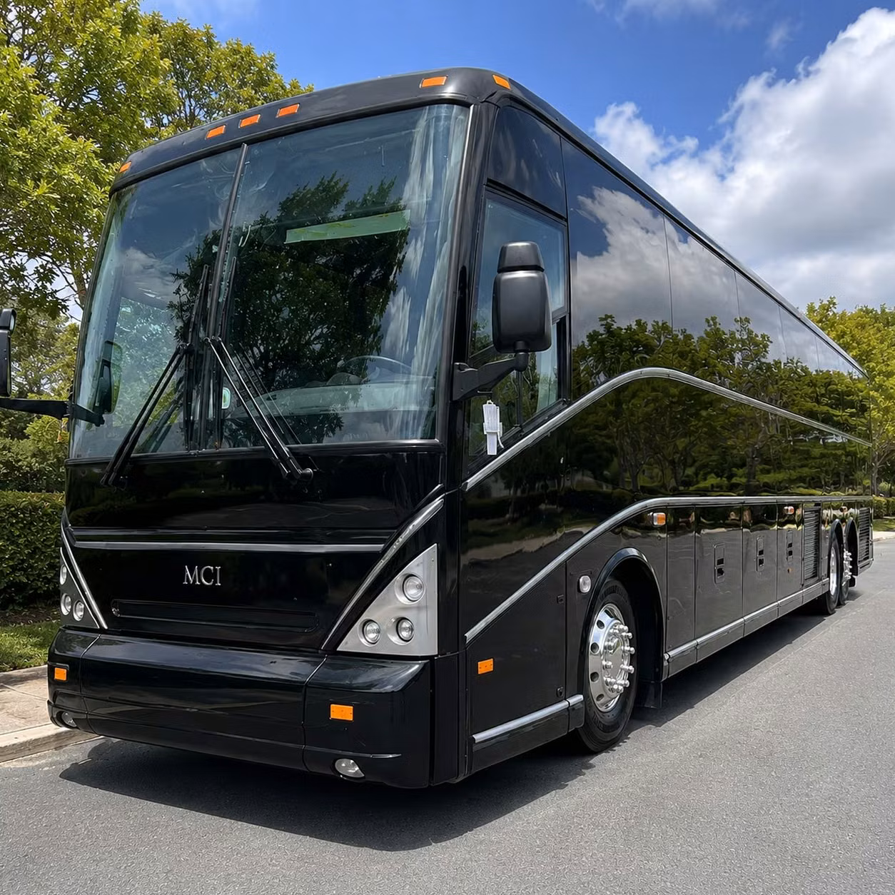 coordinating corporate event shuttles in akron has never been this straightforward